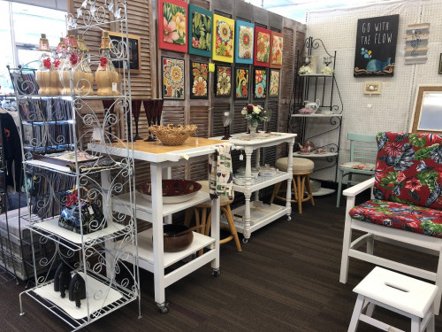 Coronado Antiques & More Vendor Mall - New Smyrna Beach, Florida 32168