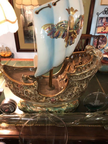 Estate World Antiques And More - Port Richey, Florida 34668