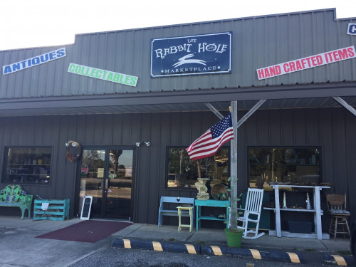 The Rabbit Hole Marketplace - Summerdale, Alabama  36580