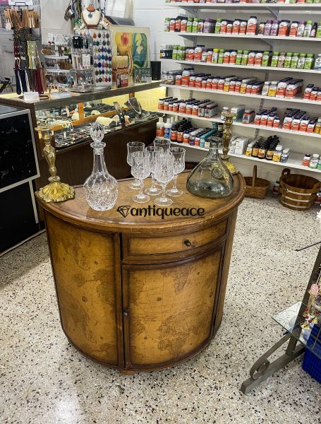 Herbal Roots & Antiques - Blountstown, Florida 32424
