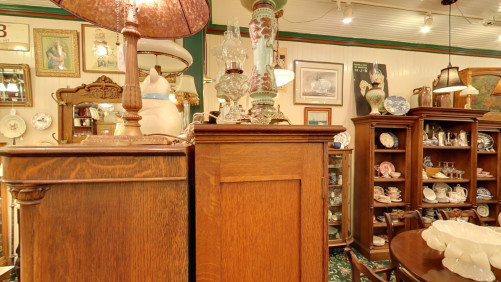 Sutter Creek Antiques - Sutter Creek, California 95685