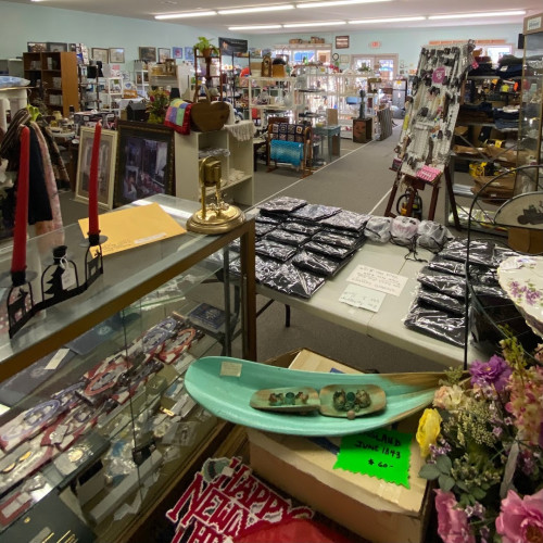 Busy Bee Flea Market - Oakland, Maryland 21550