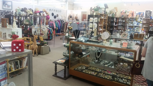 Amazing Finds, A Twenty First Century Bazaar - Hot Springs, Arkansas  71913