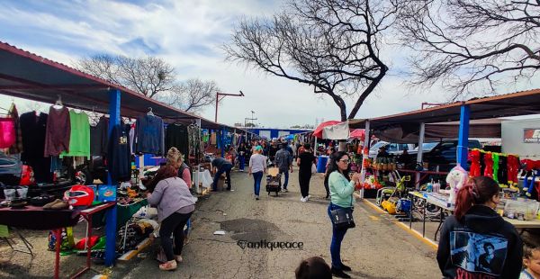 The Mission Open Air Market - San-Antonio, Texas 78221