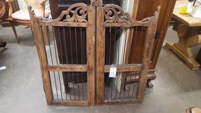 Lots of Furnitures & Antiques INC - Dallas, Texas 75207