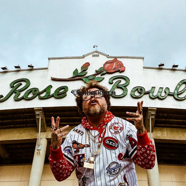 Rose Bowl Flea Market - Pasadena, California 91103