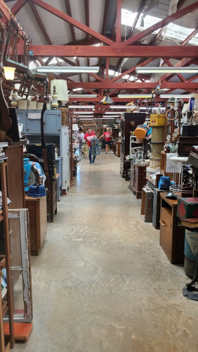 49 South Antique & Flea Market - Florence, Mississippi 39073