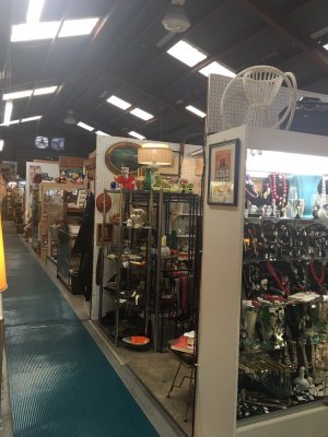 Long Beach Antique Mall - Long Beach, California 90804