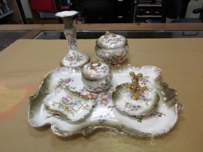 Apple Core Antiques & Gifts - Orlando, Florida 32806