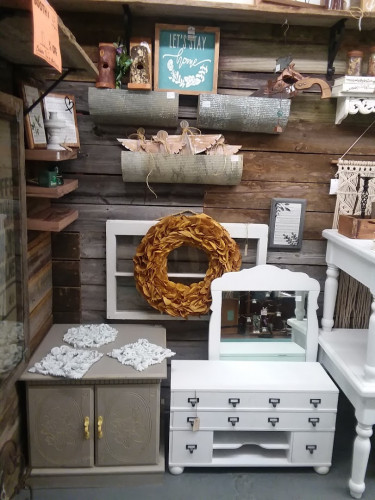 Vintage Barn - Fort Walton Beach, Florida 32547