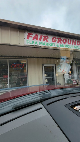 Fair Ground Flea Market & Antiques - Hooks, Texas 75561