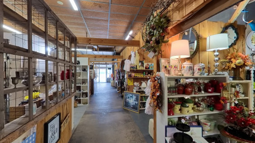 The Flea Market in Edinburg - Edinburg, Virginia 22824