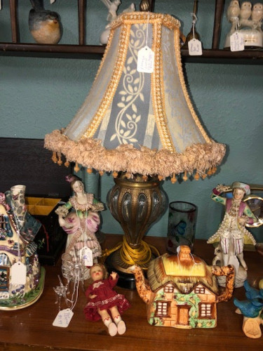 Estate World Antiques And More - Port Richey, Florida 34668
