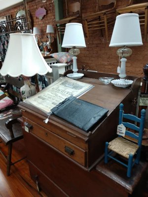 Madison Station Antiques - Huntsville, Alabama 35758