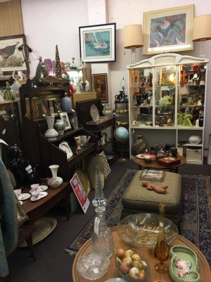 Alamo Antique Mall - San Antonio, Texas 78205