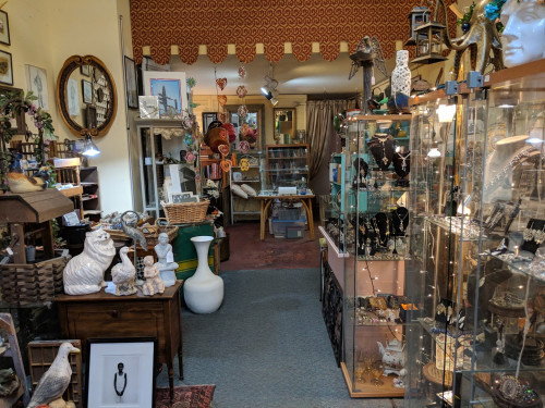 Miss Jessie May's Antiques - Santa Cruz, California 95060