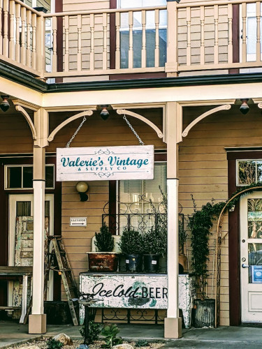 Valerie's Vintage & Supply Co. - Santa Ynez, California 93460