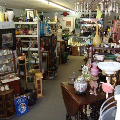 Flash Antiques - Tampa, Florida 33634