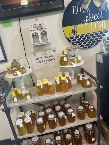 Flippin Vintage Boutiques & Thrift - Sergeant Bluff, Iowa 51054