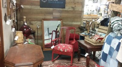 Central Park Antique Mall - Bakersfield, California 93301