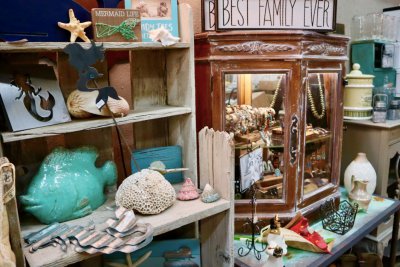 Sweet Vintage Decor - Riverside, California 92501