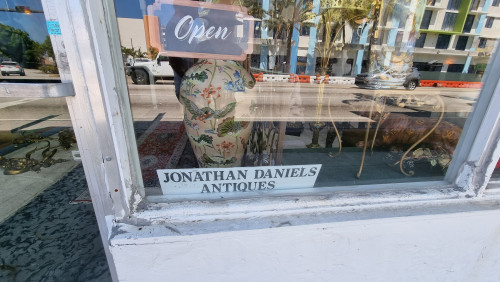 Jonathan Daniels Antiques - Dania Beach, Florida 33004