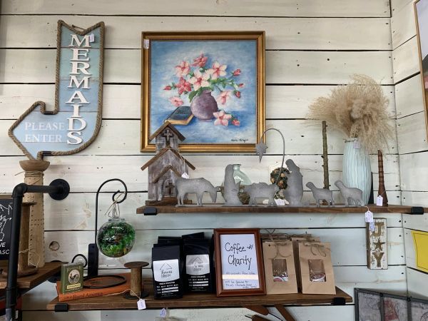 DeFrance Antiques on Beal - Fort Walton Beach , Florida 32548