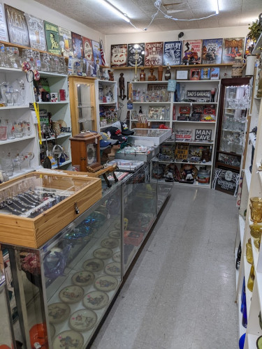 Antiques & Collectibles Too - Cocoa, Florida tates