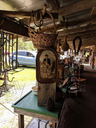 105 Flea Market - Vilas, North Carolina 28692