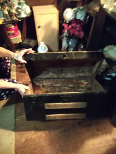 Treasure Barn - Marshfield, Missouri 65706