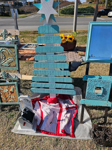 Log Cabin Flea Market - Dickson, Tennessee 37055