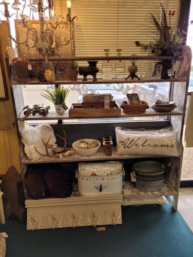 Katie's Korner Antiques - Lubbock, Texas 79407