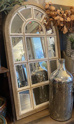 Junque Genius Studio & Marketplace - Irwin, Pennsylvania 15642