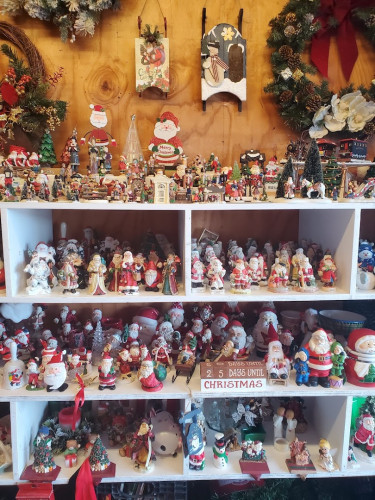 Higgins Woodbury Flea Market - Woodbury, Tennessee 37190