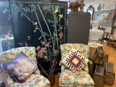 Kingsway Antiques & Collectibles - MIdland, Texas 79703