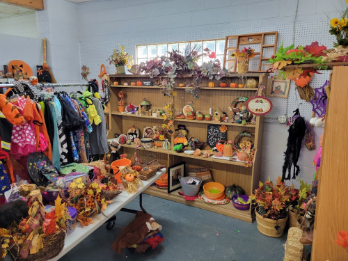 Jasper Junction Thrift Store and Flea Market - Rensselaer, Indiana 47978