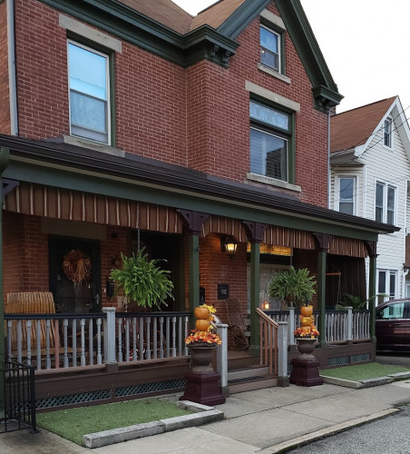 South Pennsylvania Avenue Antiques - Greensburg, Pennsylvania 15601