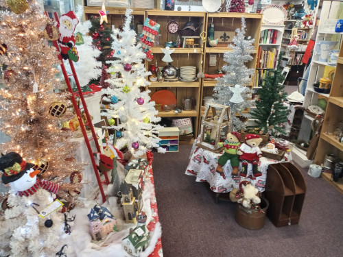 Hidden Treasures In The Bluff - Lake Charles, Louisiana 70611