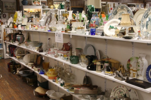 Mother Tucker's Antiques and Collectibles - Ephrata, Pennsylvania 17522