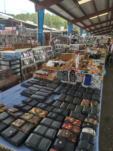 Vineland Flea Market - Vineland, New Jersey 08360