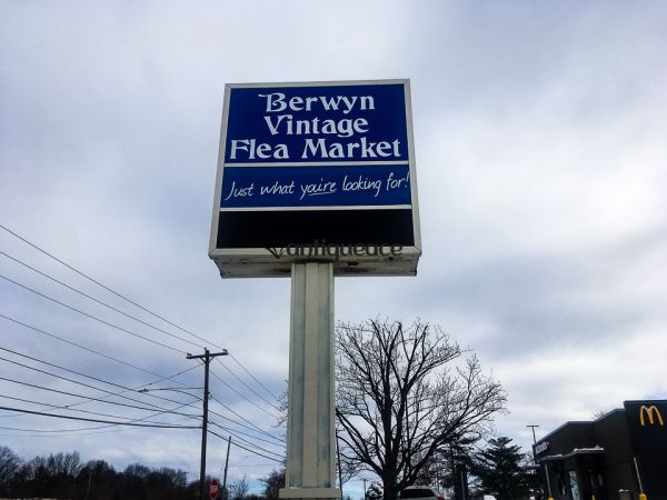 Phila Flea Market - Philadelphia, Pennsylvania 