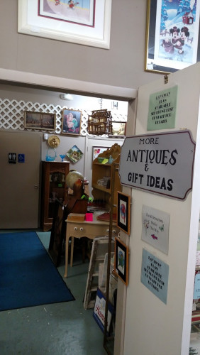 AntiqueToys.com cases within Antique Marketplace - Pinellas Park, Florida tates