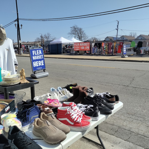 Seguin Flea Market - Cicero, Illinois 60804