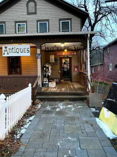 Mystery Spot Antiques - Phoenicia, New York 12464