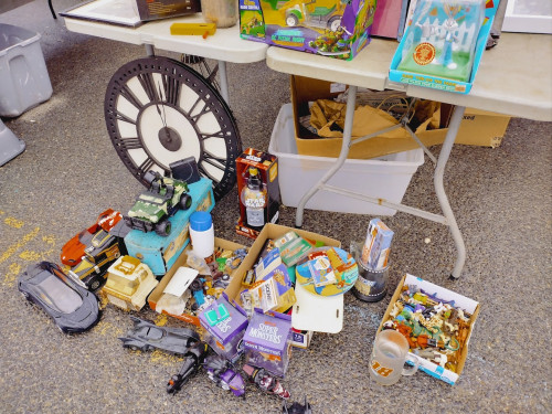 New Castle Flea Market - New Castle, Delaware 19720