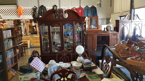 Chula Junction Flea Market - Amelia Court House, Virginia 23002
