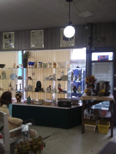 Redfield's Flea Market - De Soto, Missouri 63020