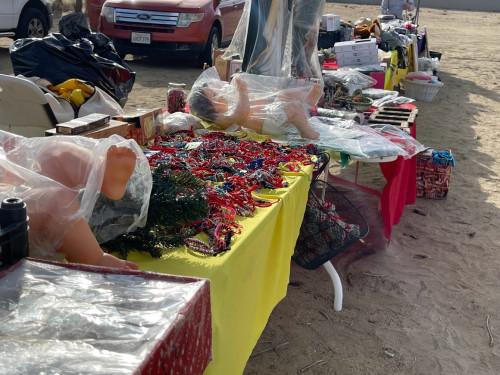 Lake LA Farmers/Flea Market - Palmdale, California  93591