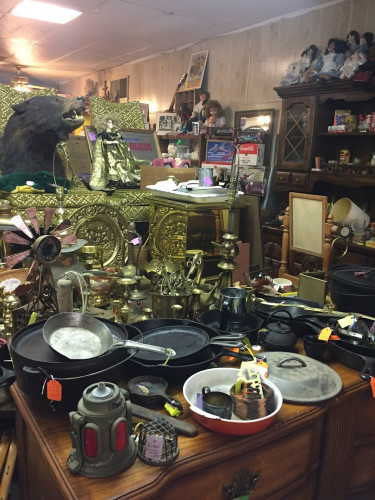Big savers thift store & antiques - Alturas, California 96101