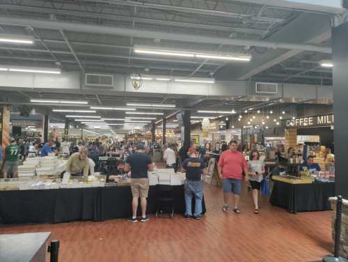 Hartville Marketplace and Flea Market - Hartville, Ohio 44632